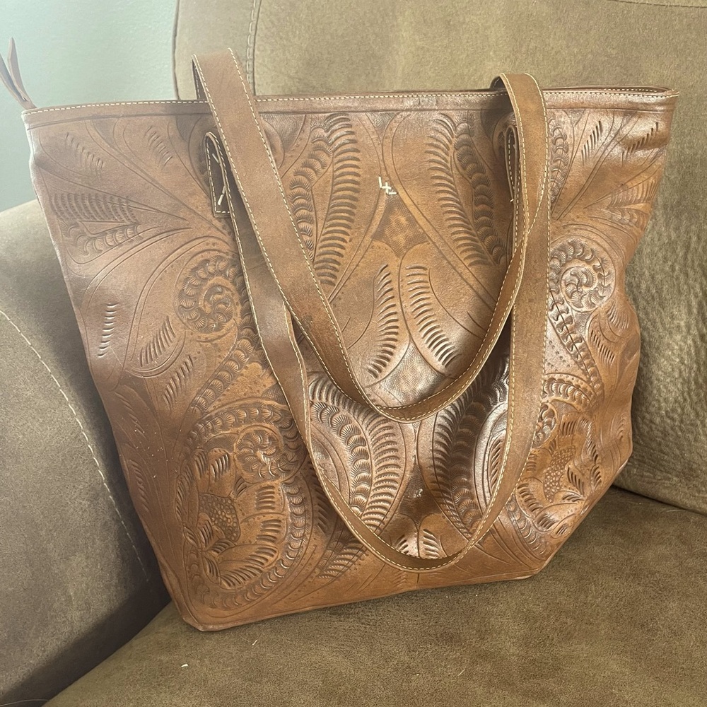 Leather packable tote!
